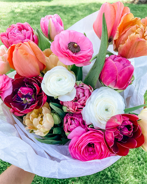 Mother's Day Pre-Order: Tulip & Ranunculus Bouquet